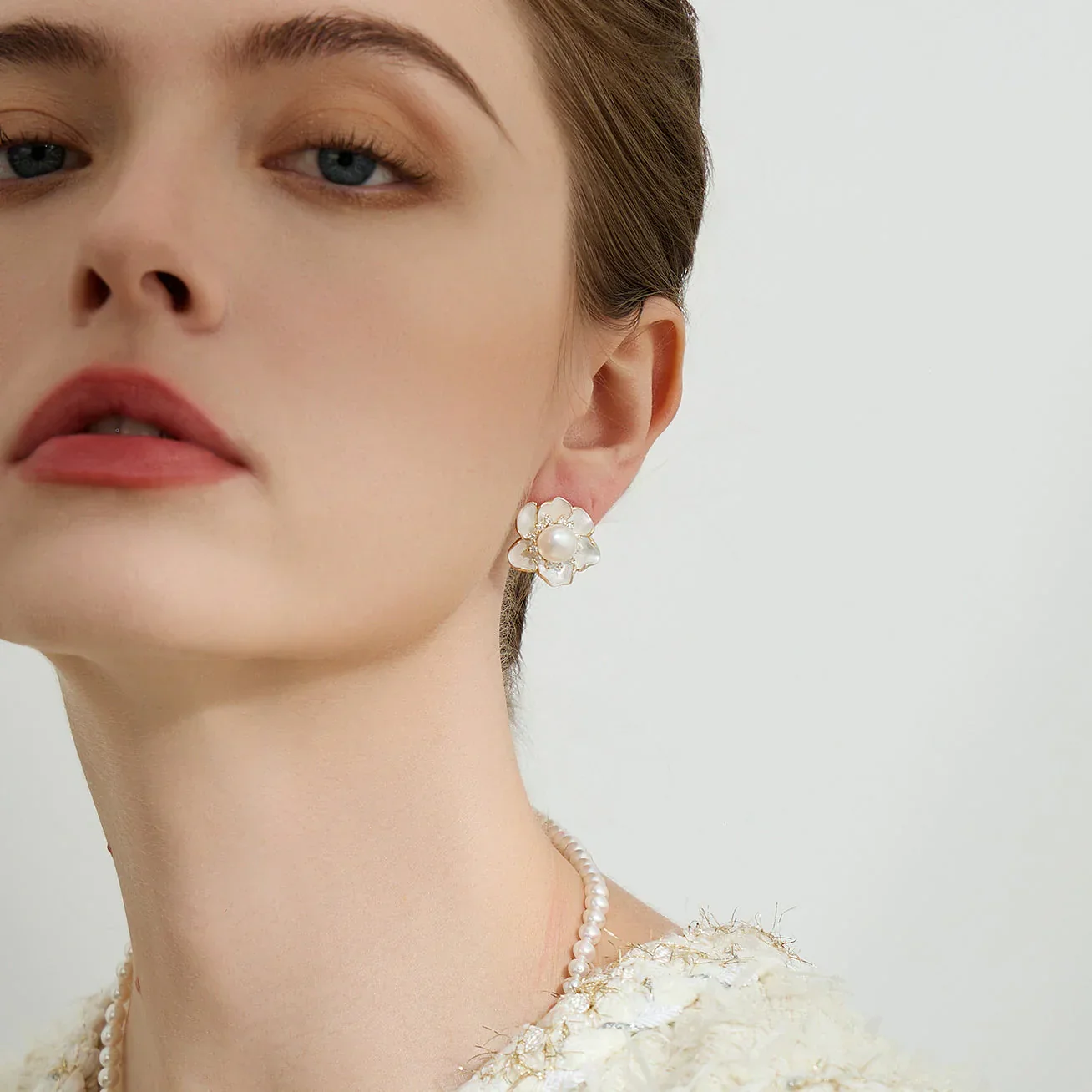 PEARLY LUSTRE | Top Grade Freshwater Pearl Earrings WE00801 | ORCHID - Image 7