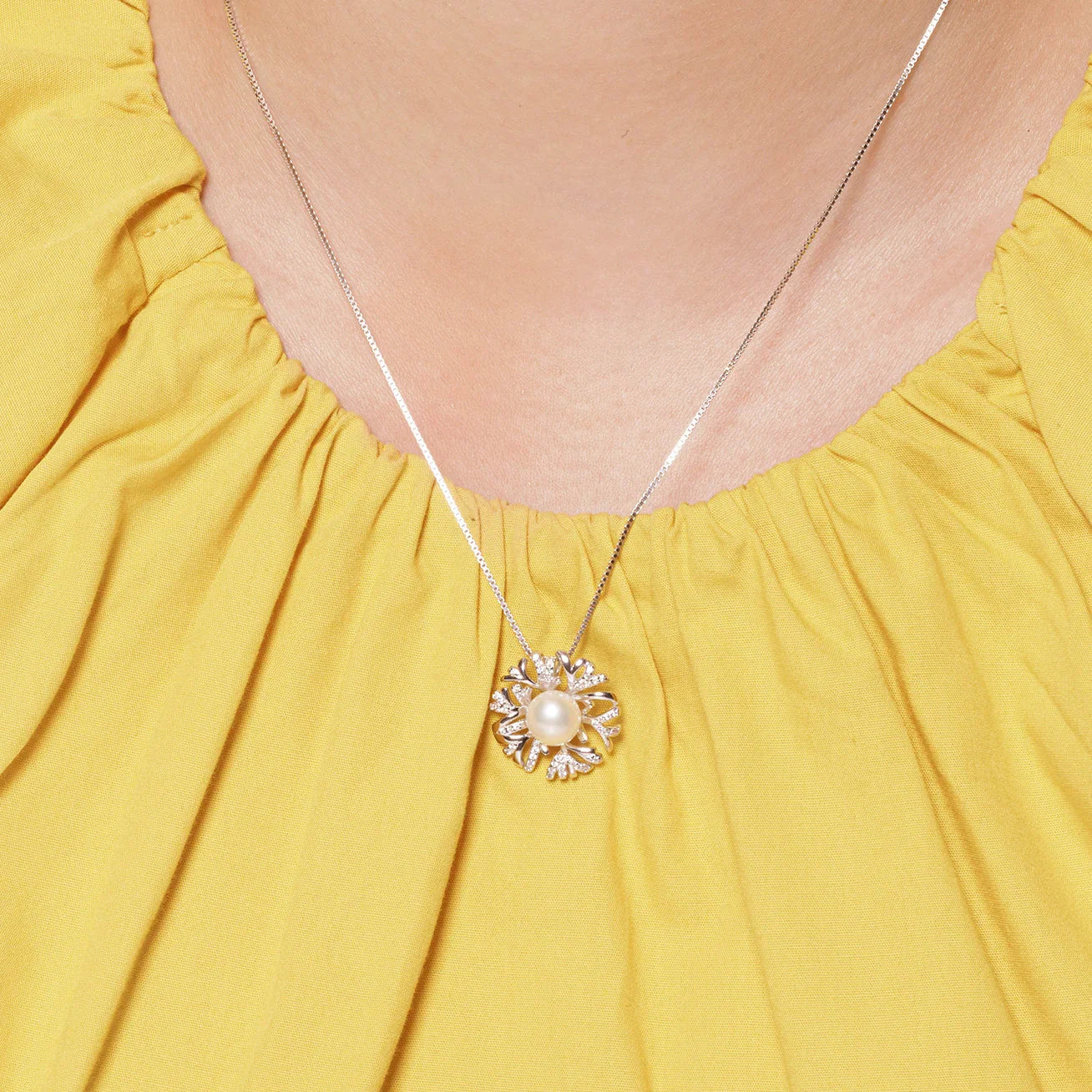 PEARLY LUSTRE | Top Grade Freshwater Pearl Necklace WN00223 | GARDENS - Image 4