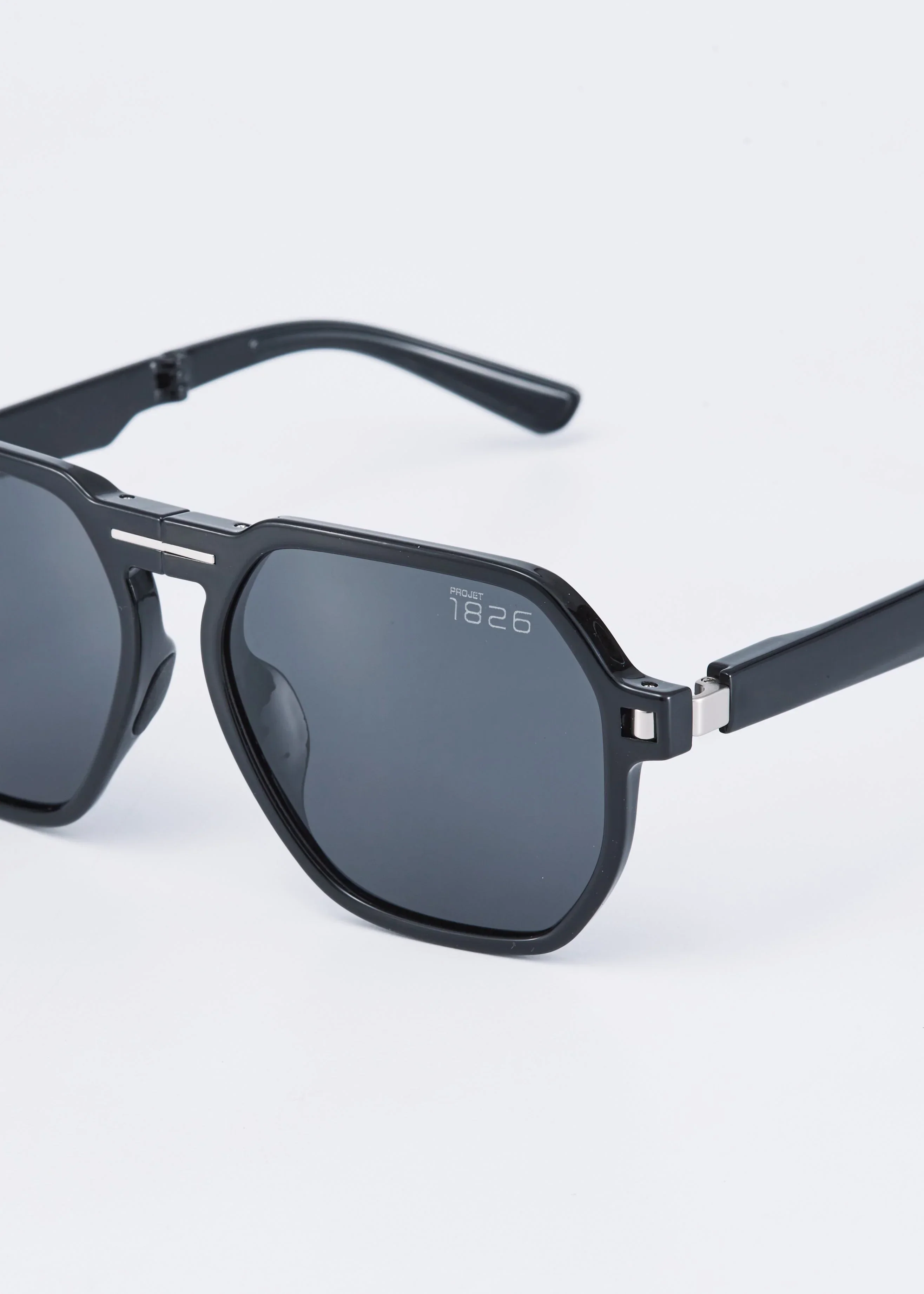 PROJECTWEAR | DAEMYN Polarized Sunglasses Black/Black - Image 4
