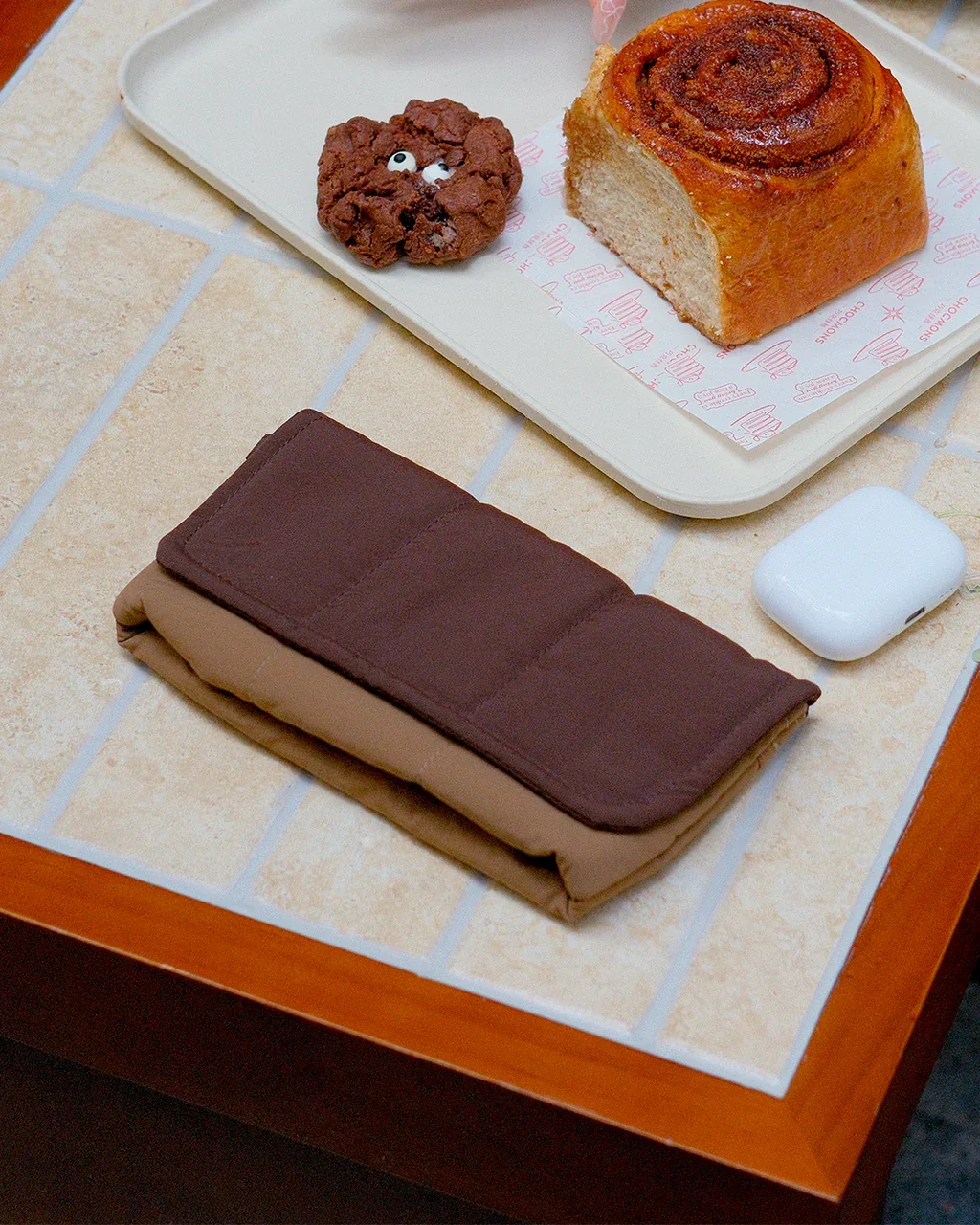 THE EVERYDAY CLUB | Puffy Long Wallet Pouch 2.0 - Image 3