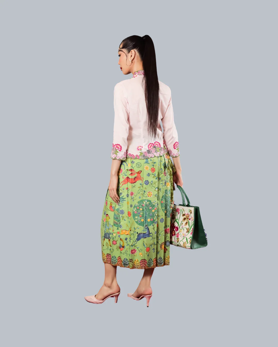 ROEMAH KEBAYA VIELGA | Alamanda Kerancang Kebaya - Image 3