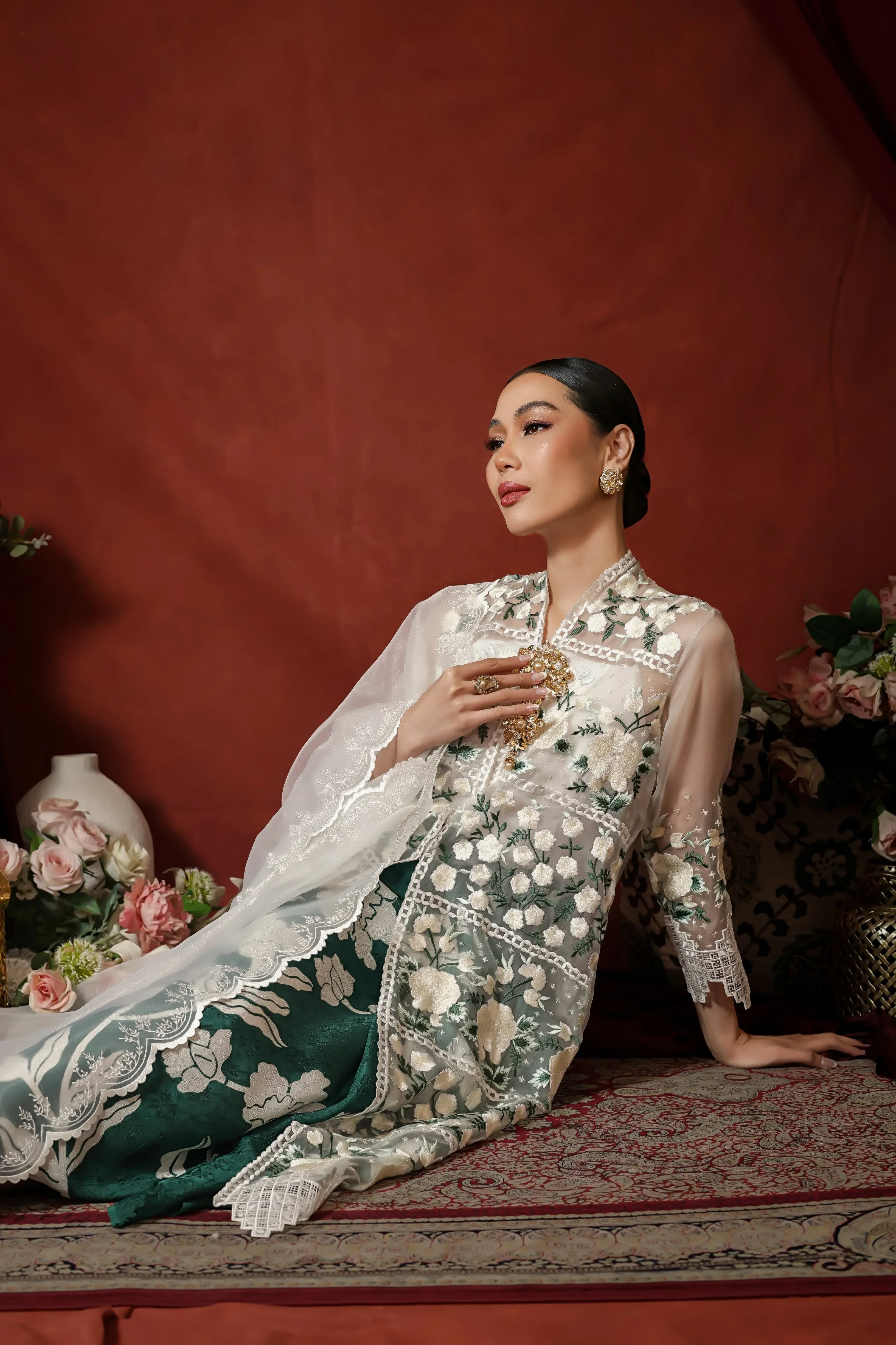ROEMAH KEBAYA VIELGA | Kawung Jasmine Kebaya - Image 2