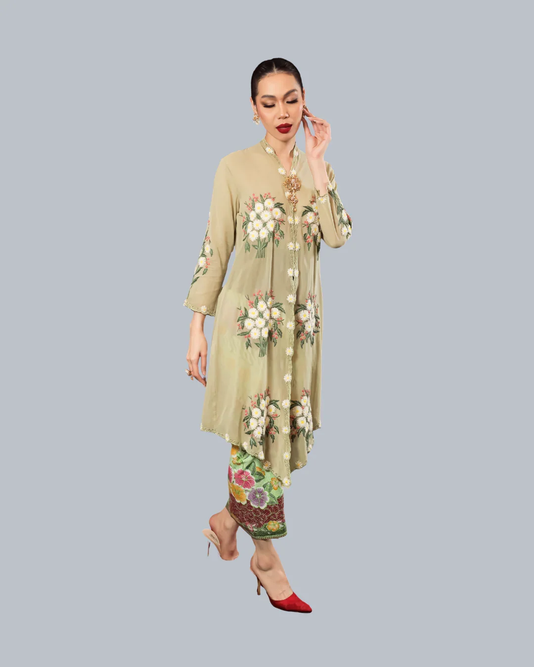 ROEMAH KEBAYA VIELGA | Melati Kipas Sulam Tangan Long Kebaya