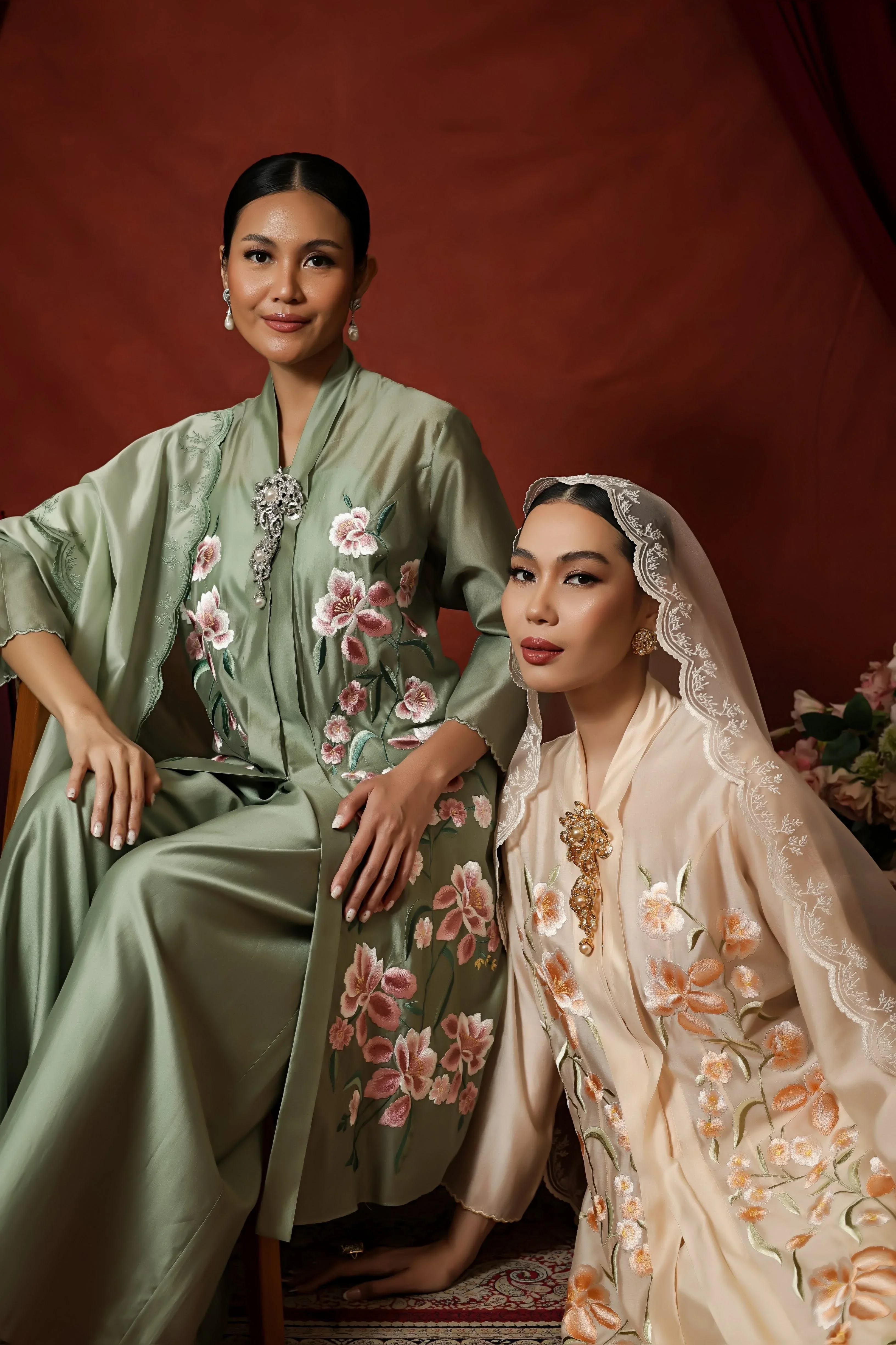 ROEMAH KEBAYA VIELGA | Orchid Bloom Kebaya Raya