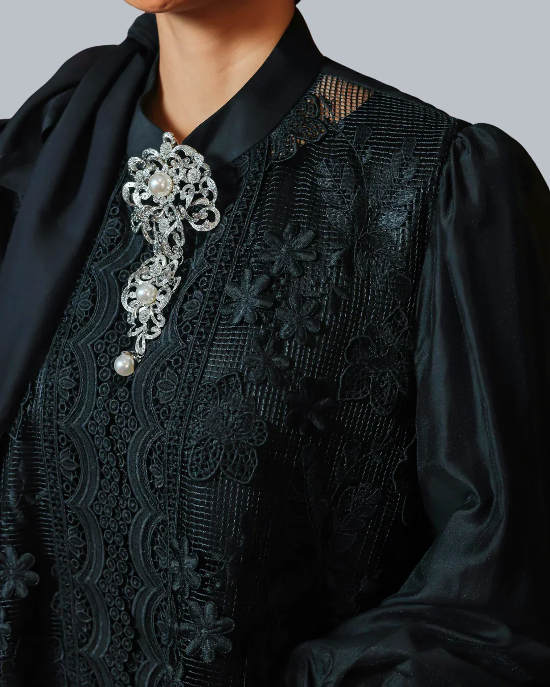 ROEMAH KEBAYA VIELGA | Outer Bloom - Image 7
