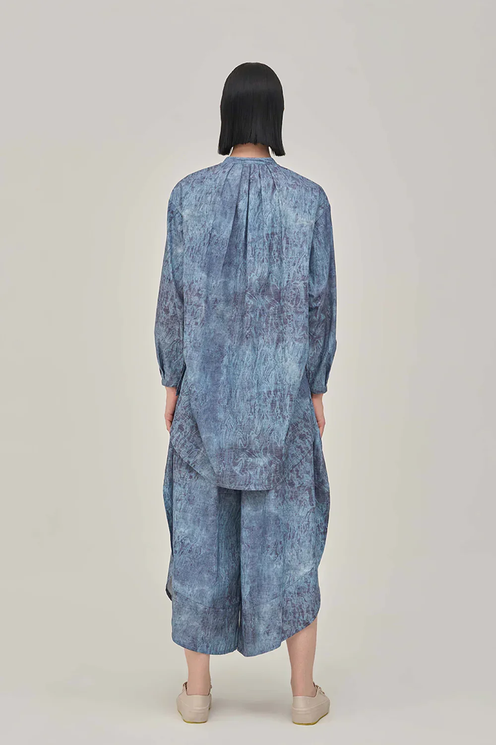 SABRINAGOH | Akyra Oversize Shirt - Image 2