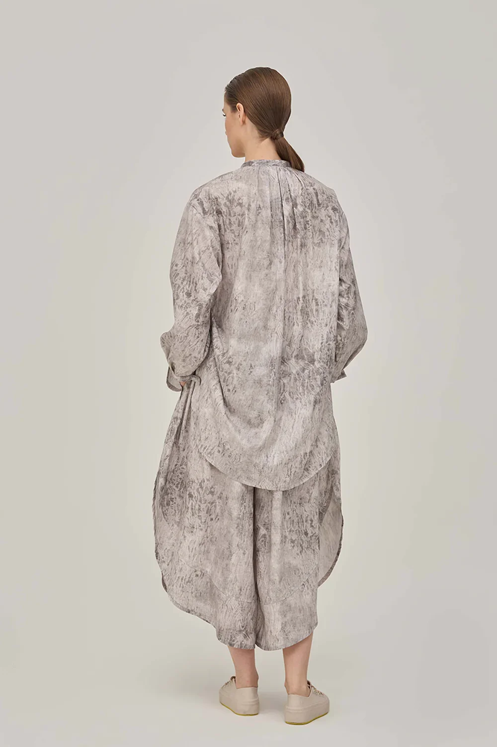 SABRINAGOH | Akyra Oversize Shirt - Image 4