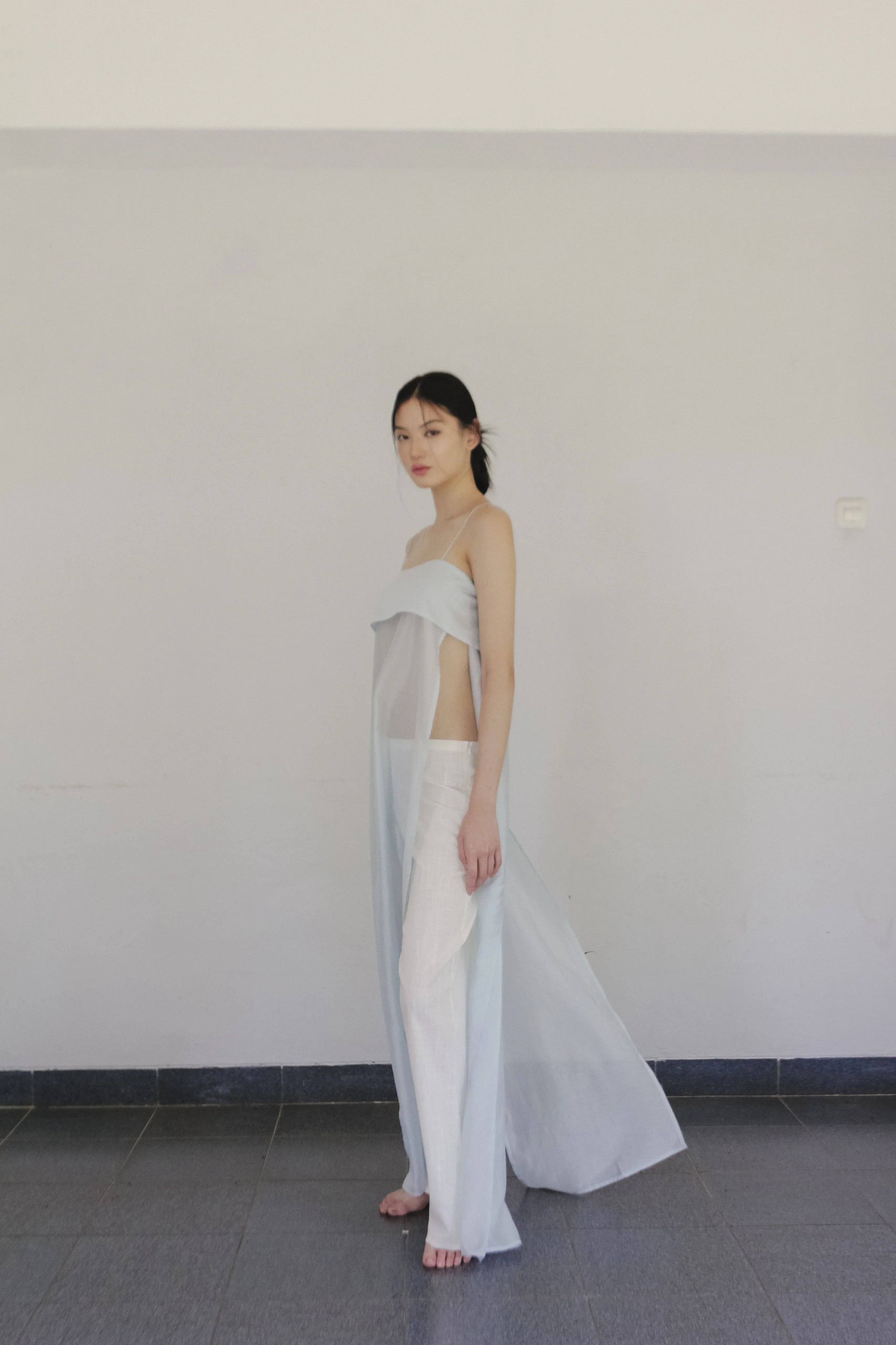 SAYA | Anne - Long Top - Image 5
