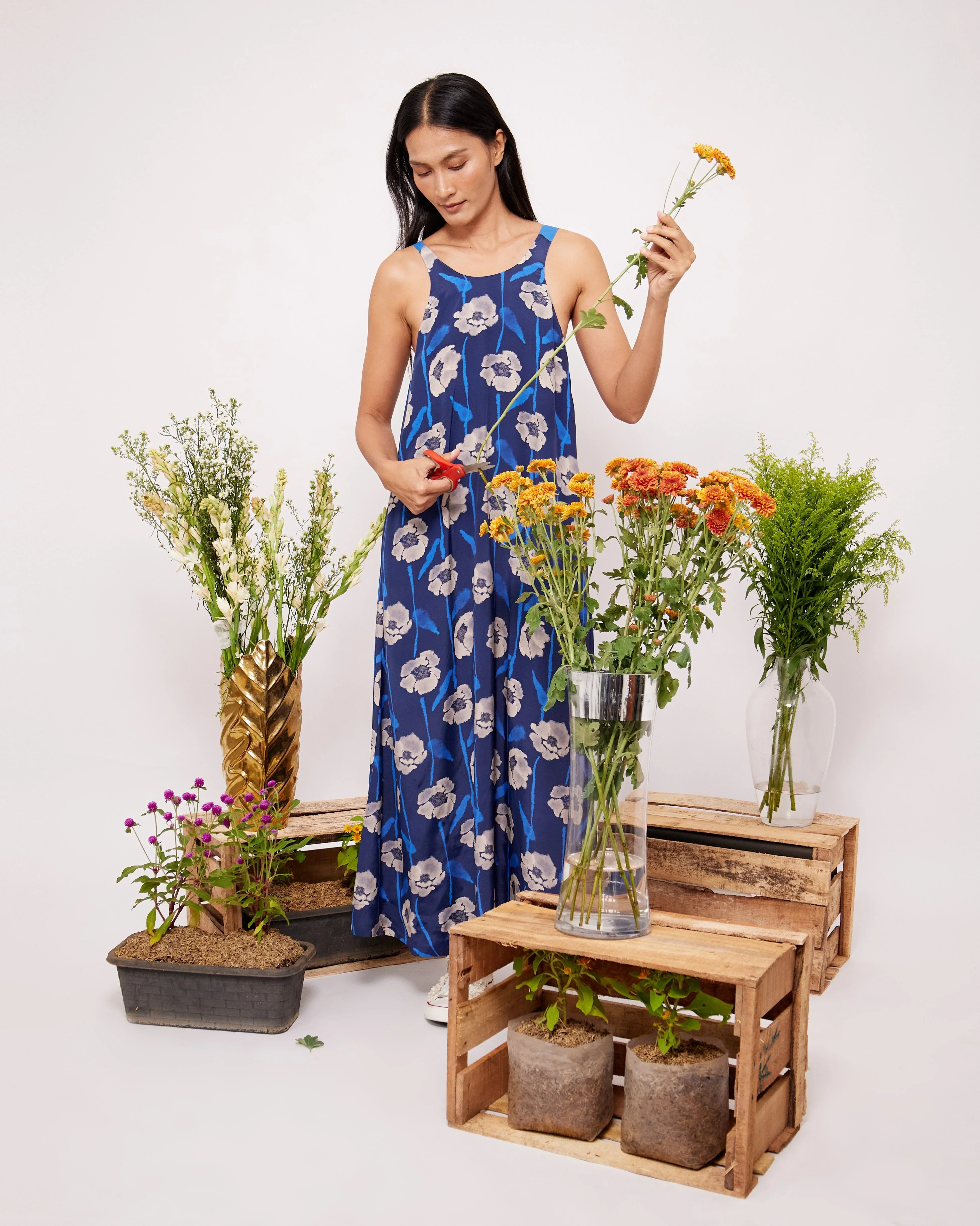 STUDIO QILING | Dancing Poppies Moonlight Reversible Silk Blend Maxi Dress - Image 8