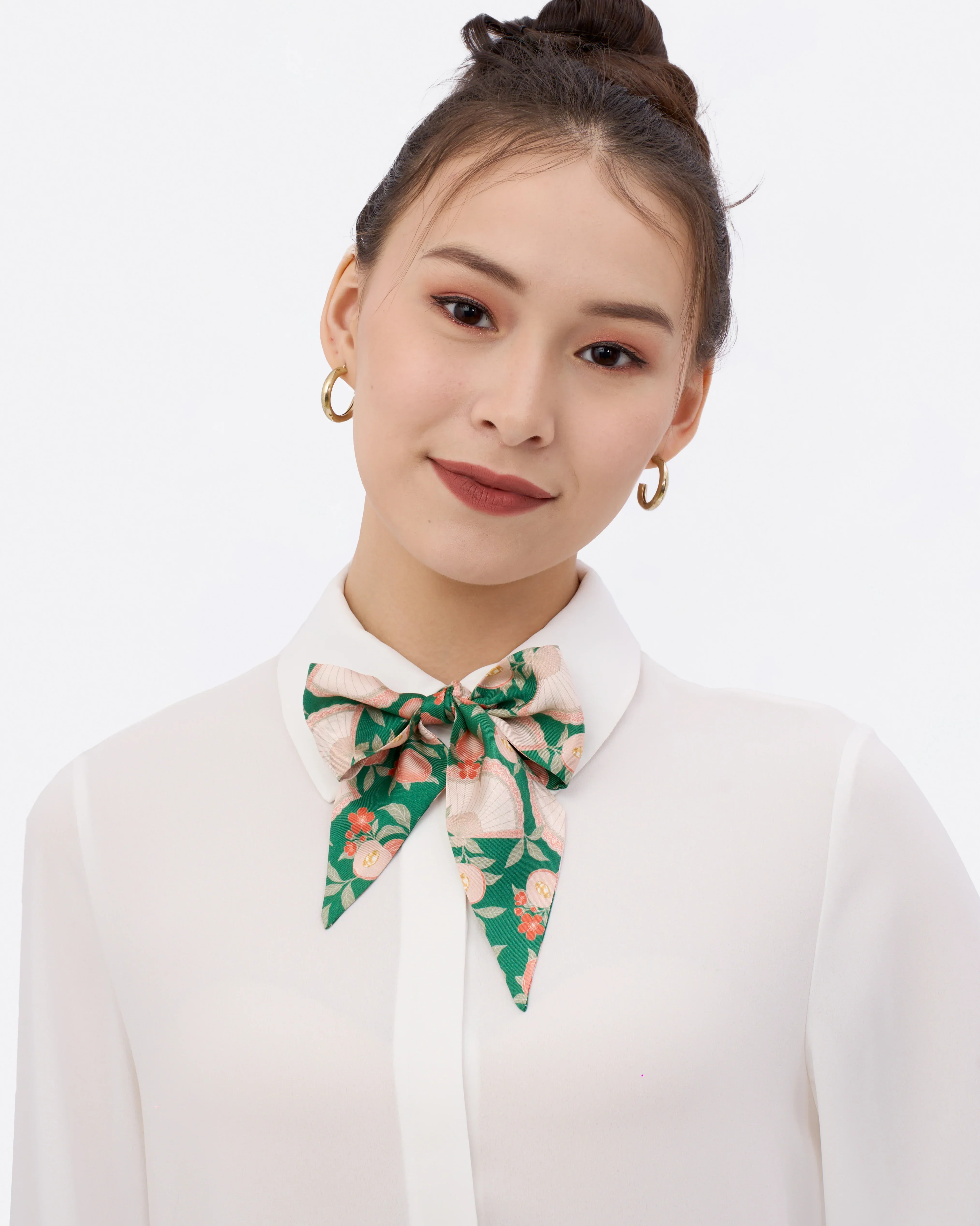 STUDIO QILING | Golden Peaches Emerald Silk Bandeau 100