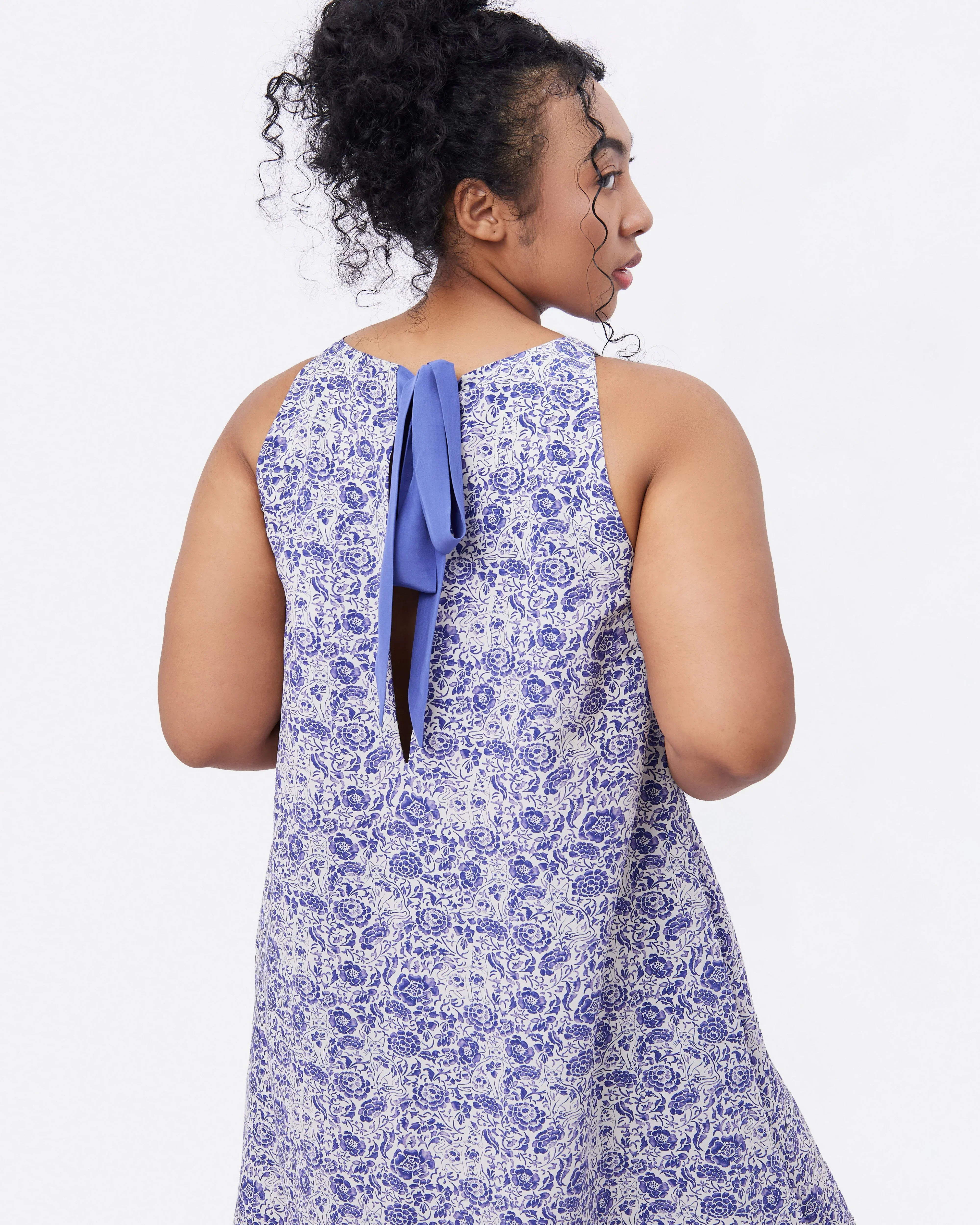 STUDIO QILING | Porcelain Cat Classic Silk Blend Mini Dress - Image 3