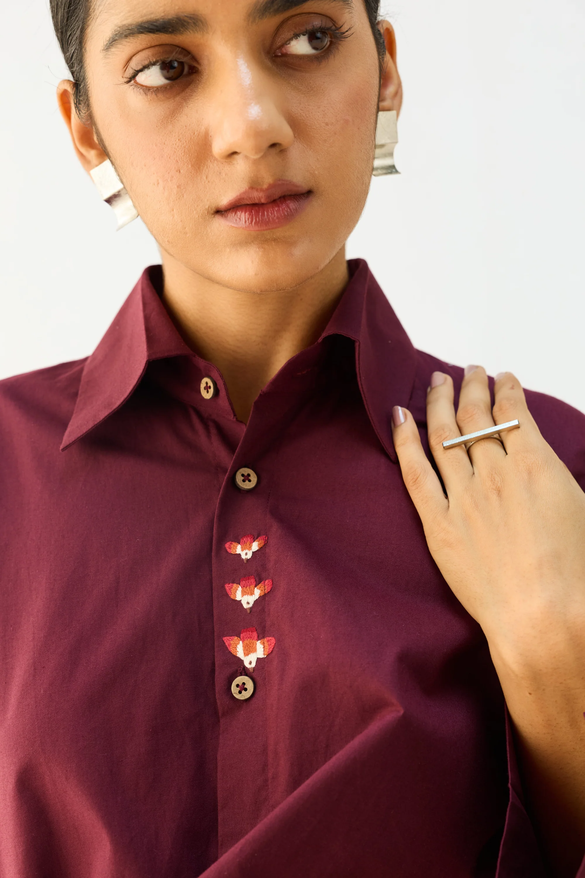 SUI | Stillness Organic Cotton Wrap Shirt - Image 2
