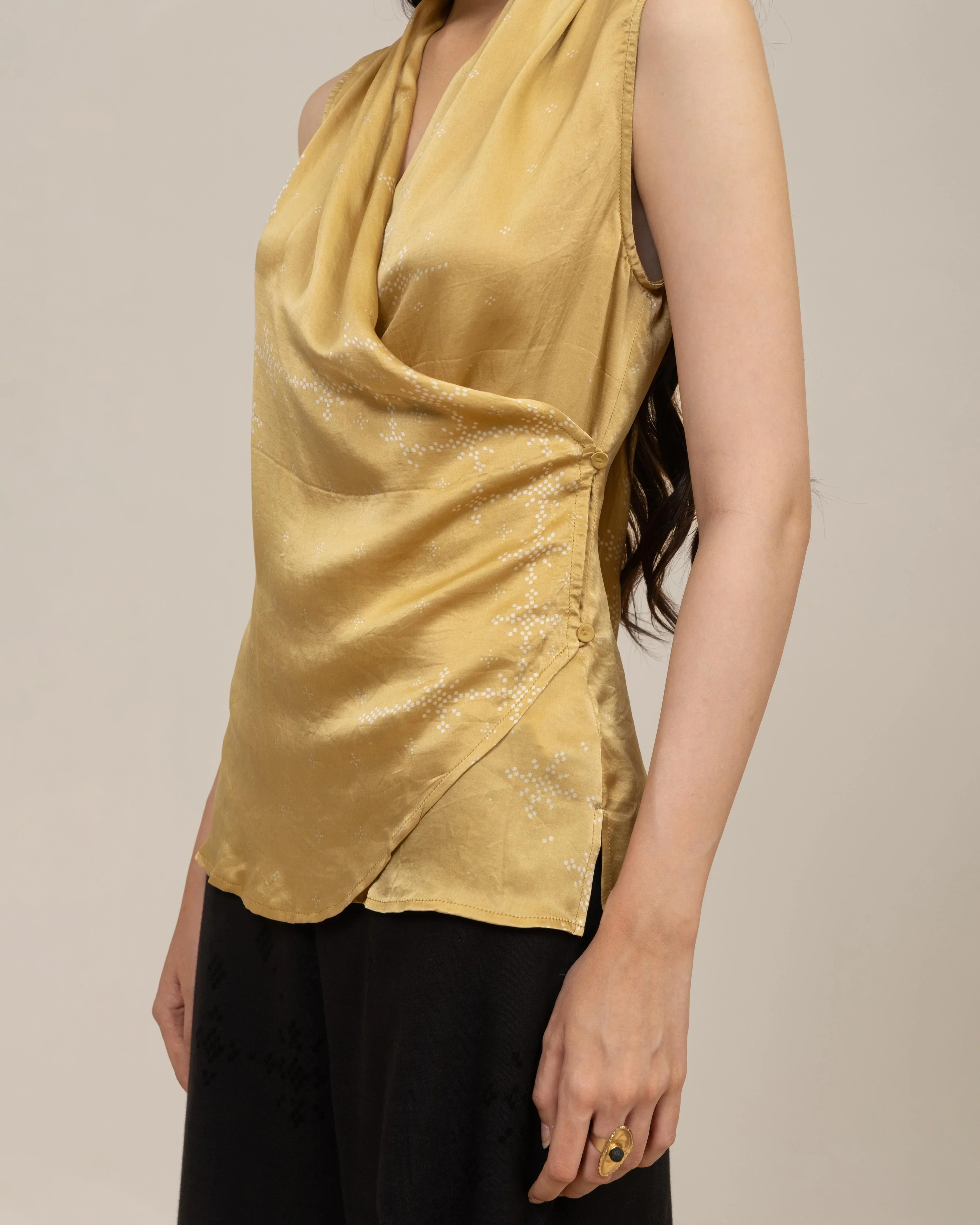 SUKKHA CITTA | ANGKASA - Classic Wrap Top - Image 3