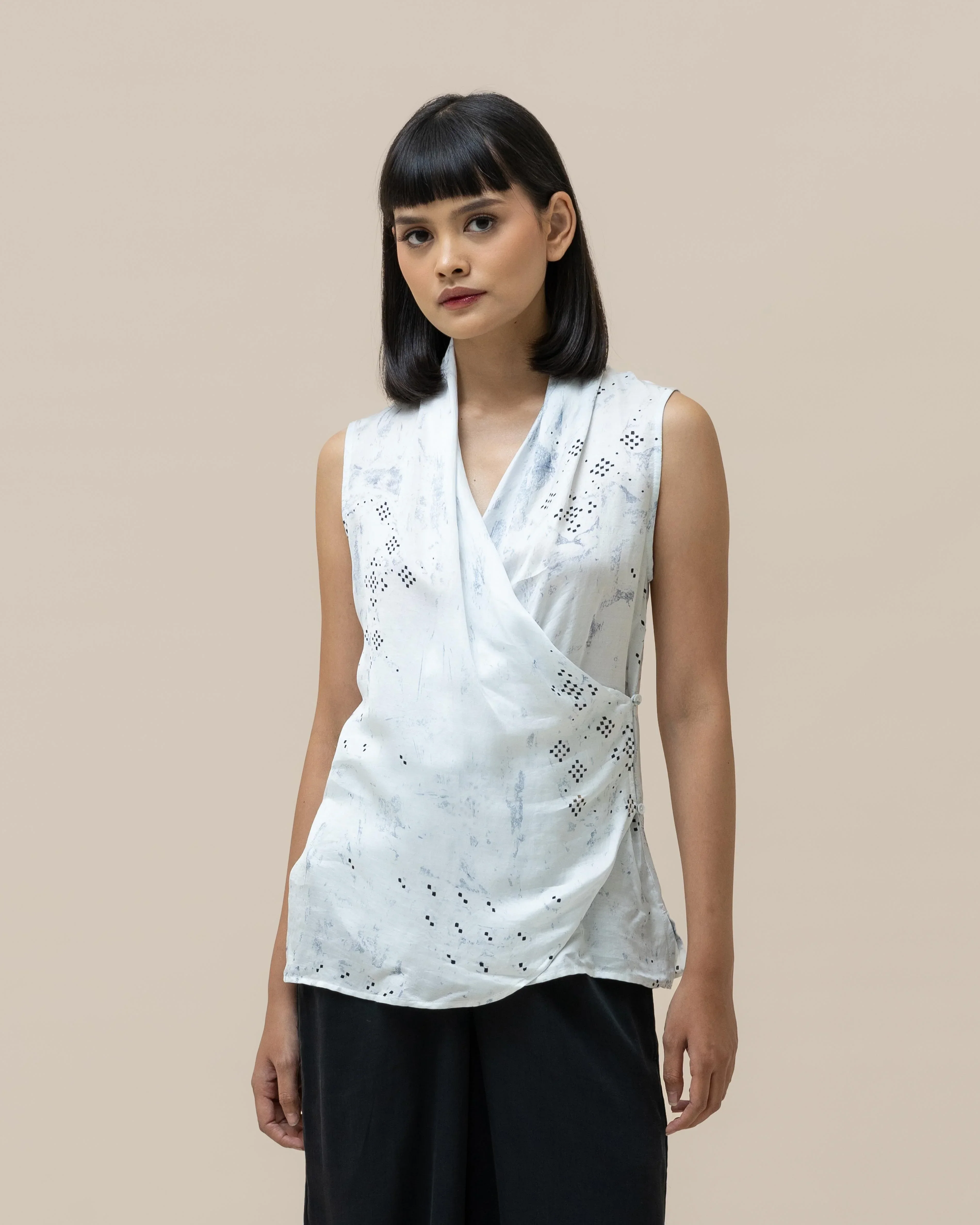 SUKKHA CITTA | ANGKASA - Classic Wrap Top - Image 2