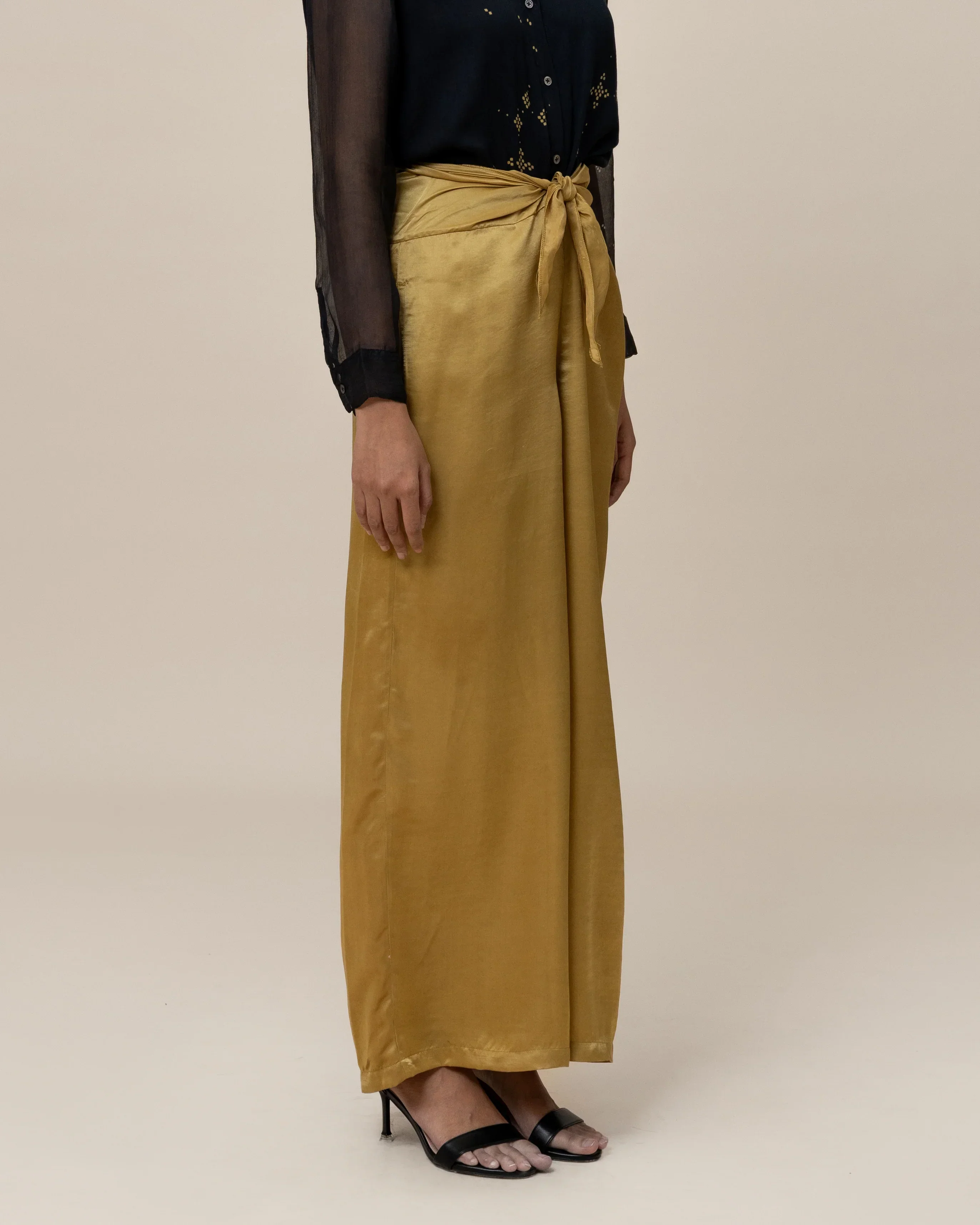 SUKKHA CITTA | ANGKASA - Knot Pants - Image 2