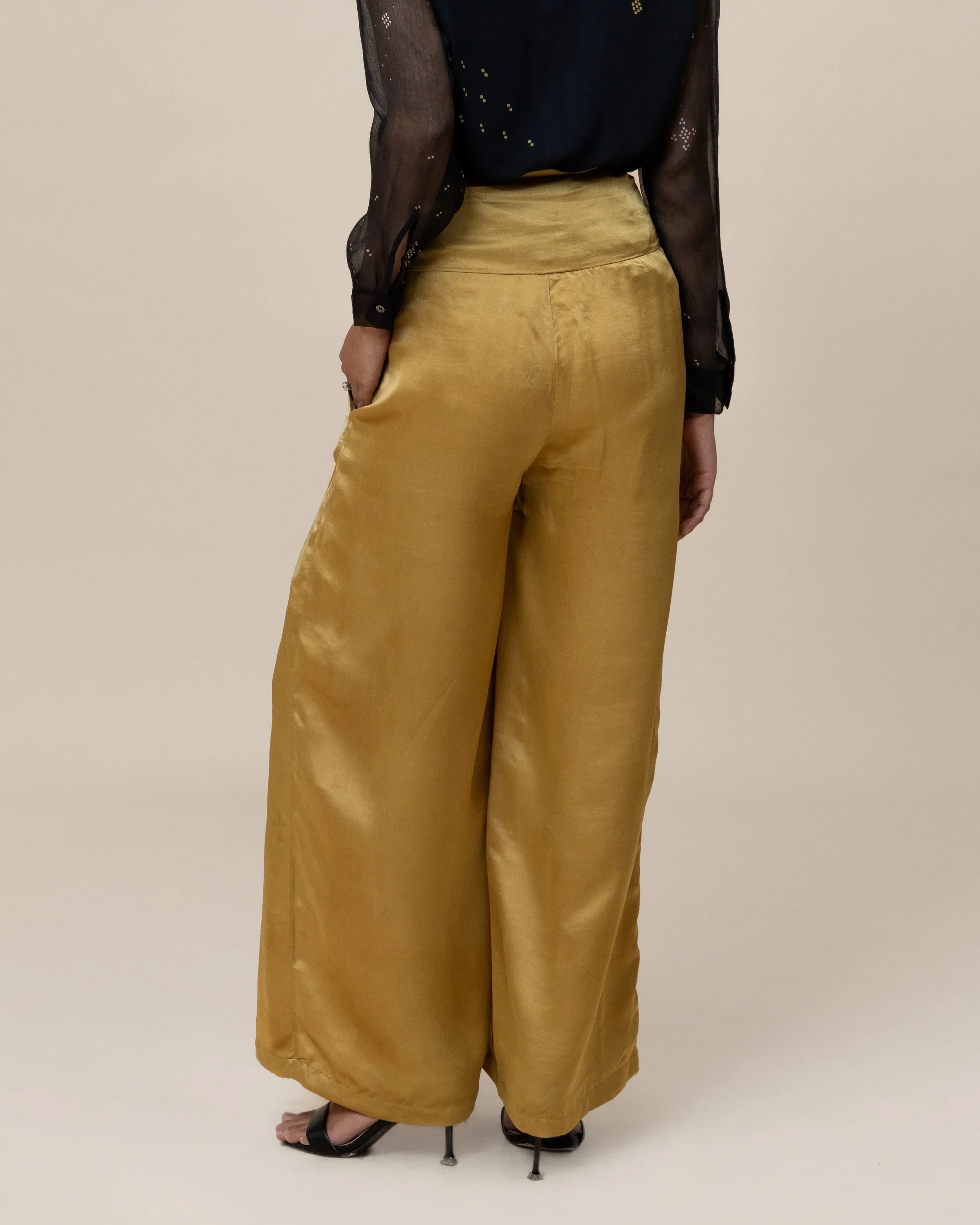 SUKKHA CITTA | ANGKASA - Knot Pants - Image 3
