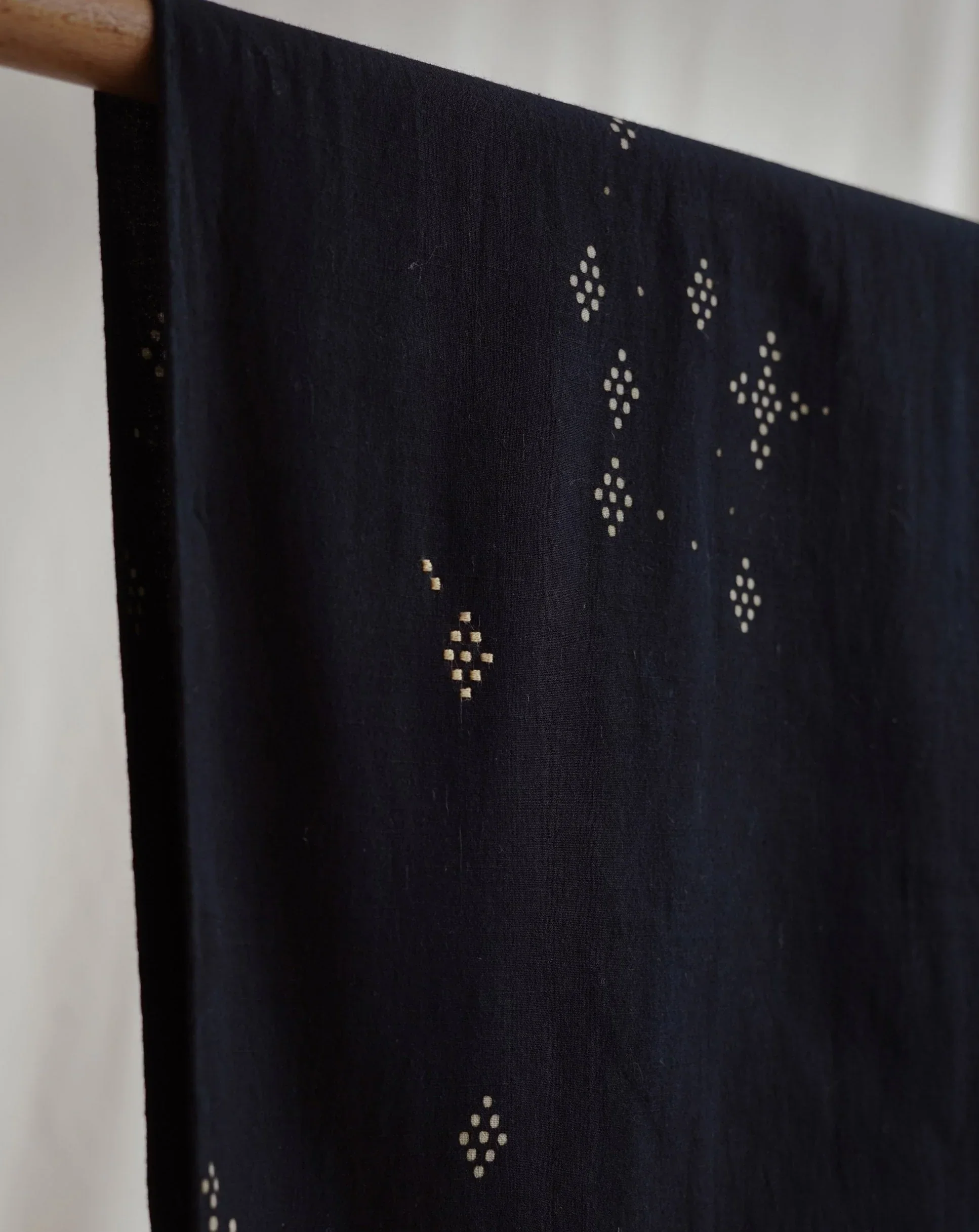 SUKKHA CITTA | ANGKASA - Long Scarf - Image 2