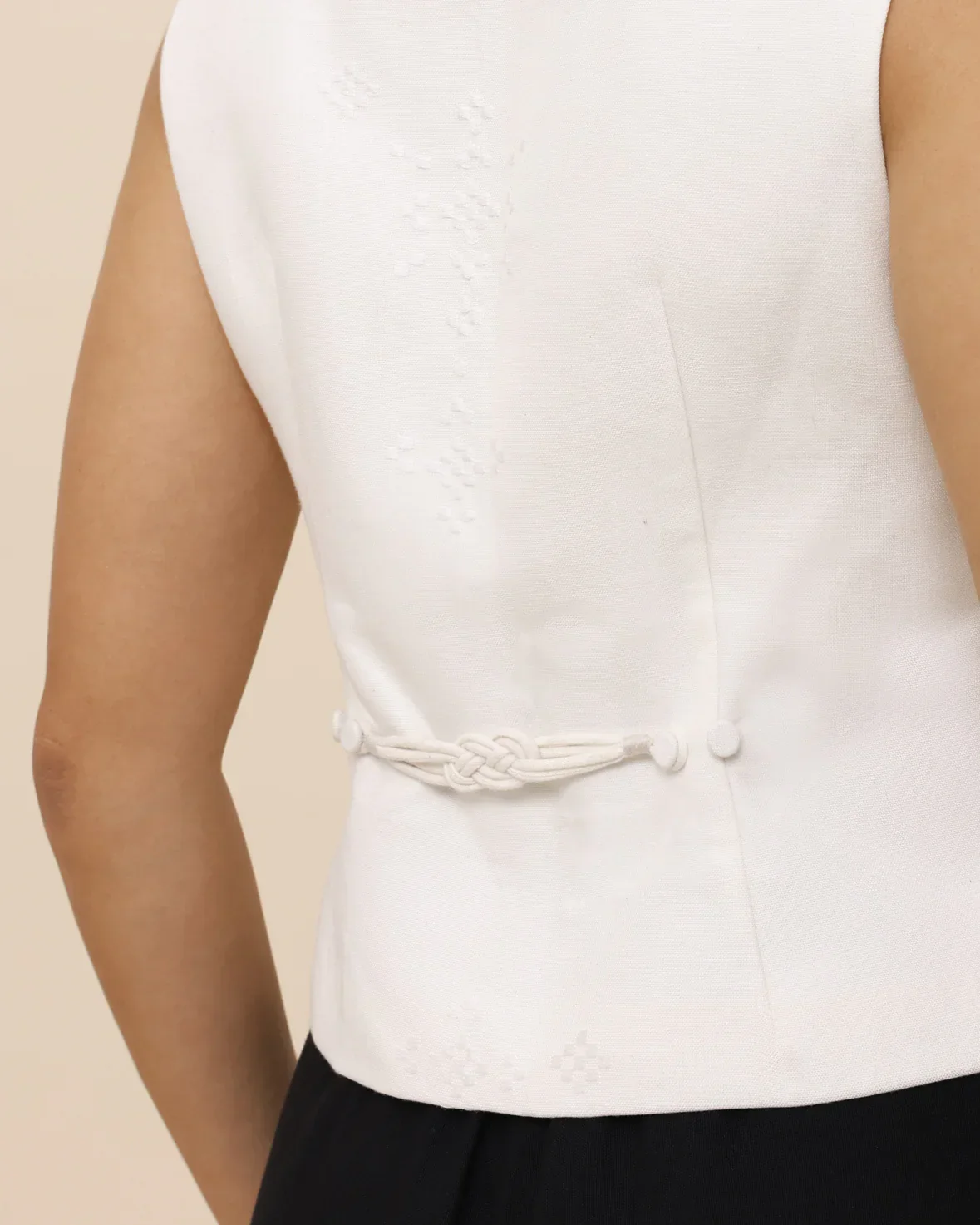 SUKKHA CITTA | ANGKASA - Structured Vest - Image 4