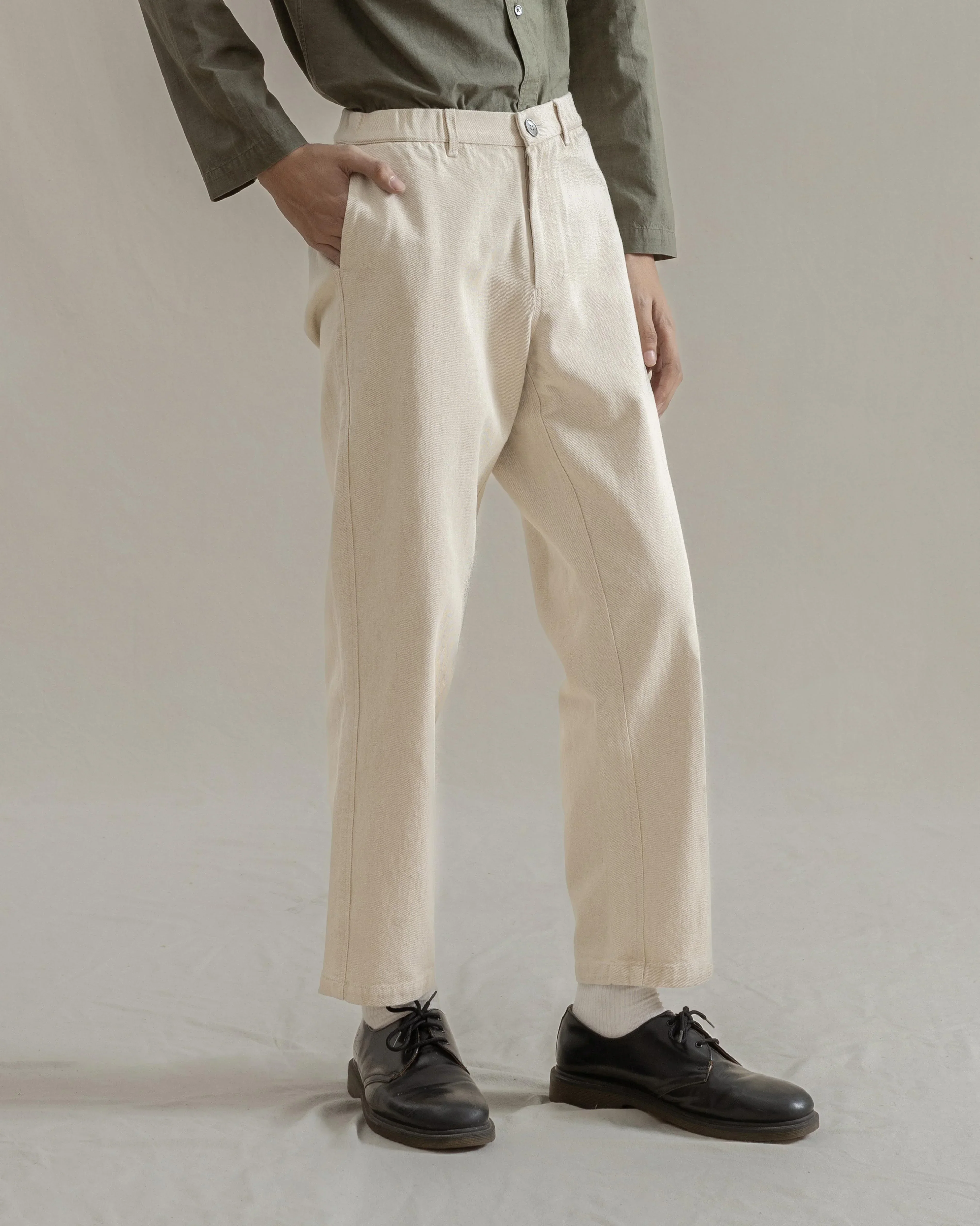 SUKKHA CITTA | HARA - Refined Pants - Image 2