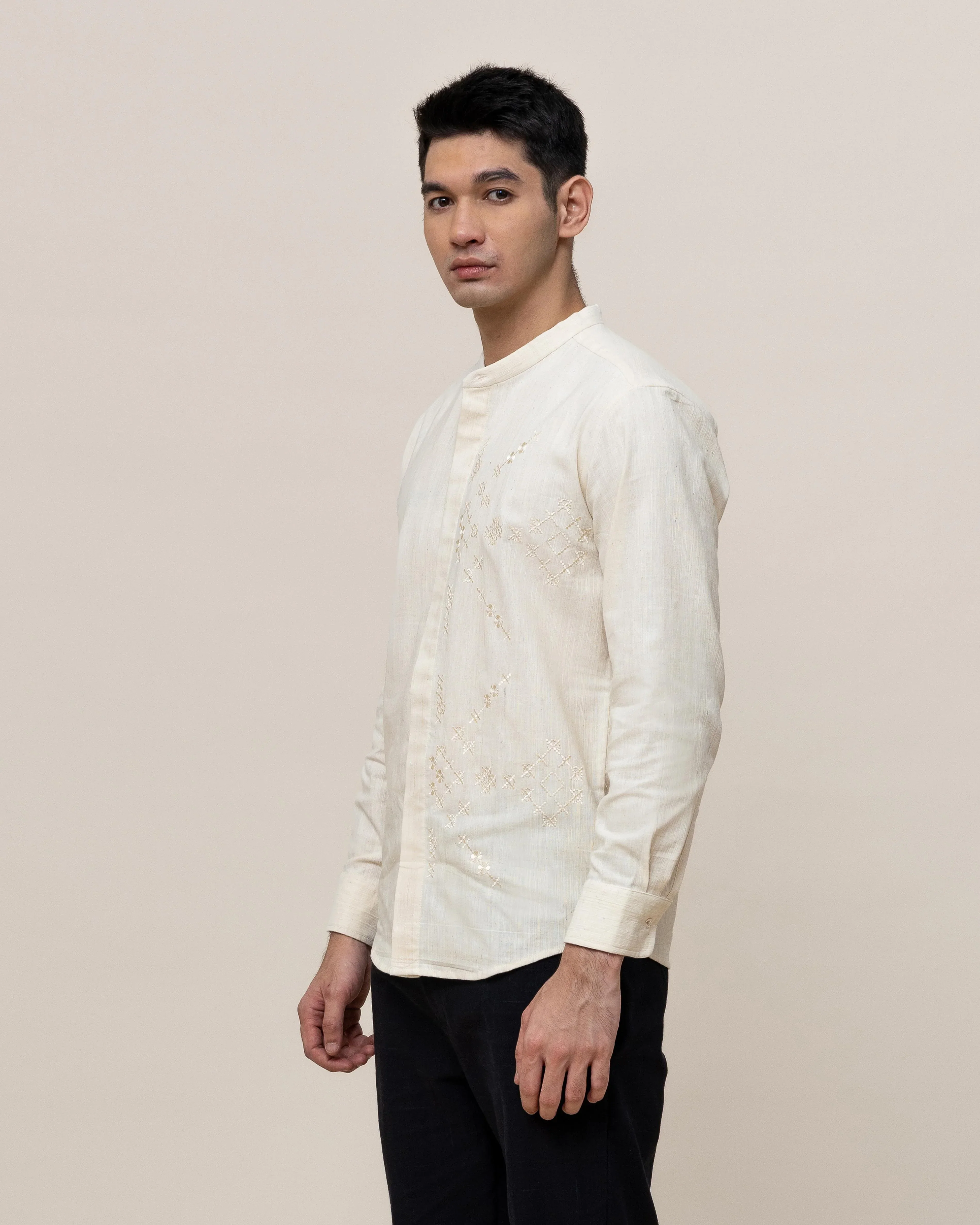 SUKKHA CITTA | KAPAS - Embroidered Fitted Shirt - Image 2