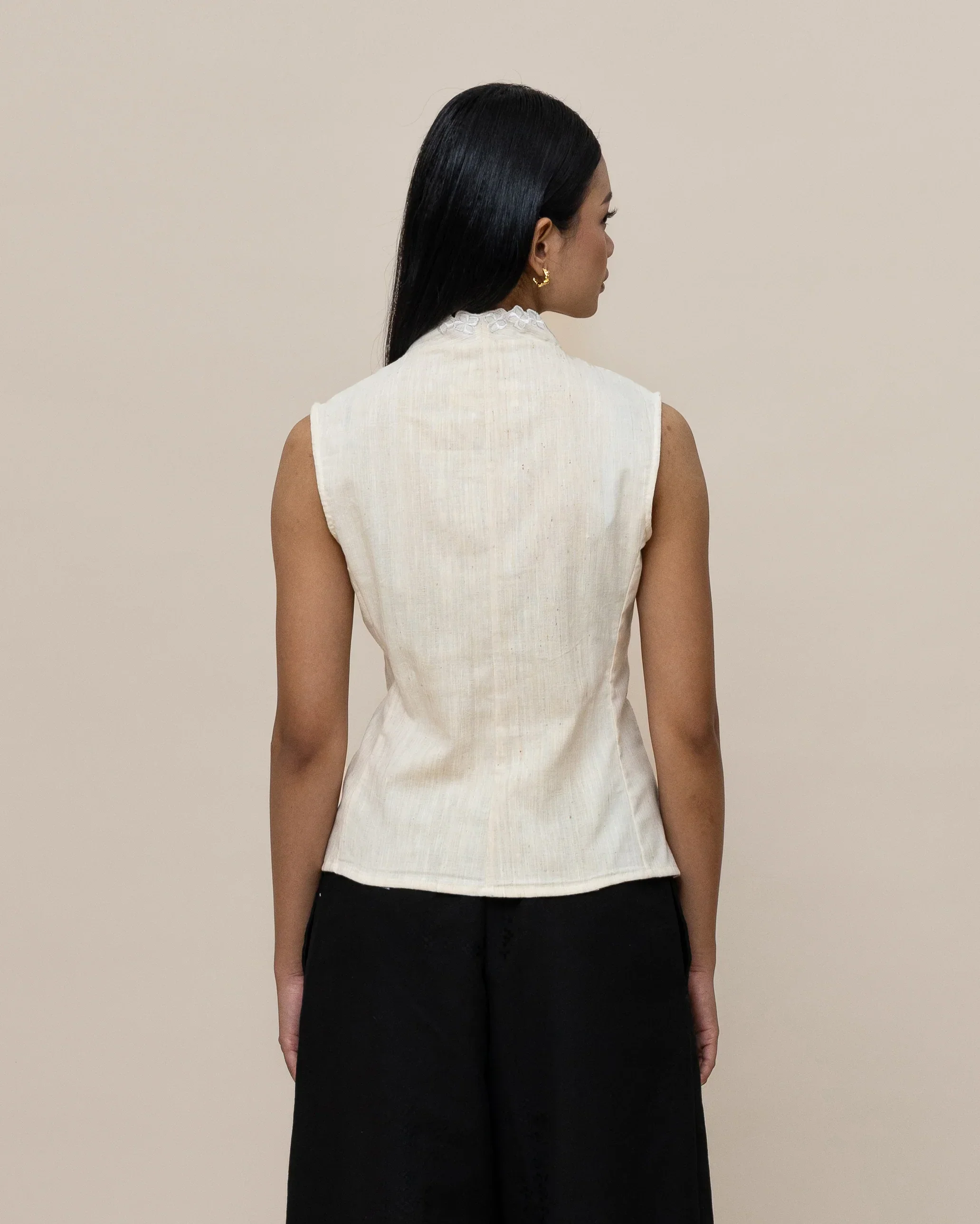 SUKKHA CITTA | KAPAS - Embroidered Kebaya Vest - Image 4