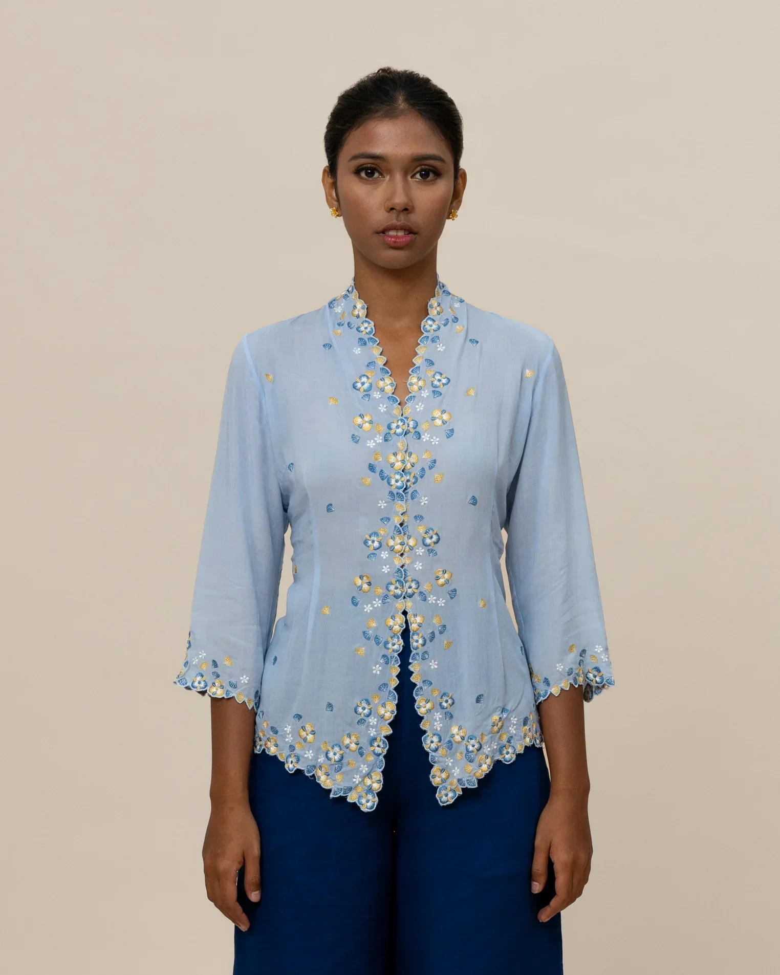 SUKKHA CITTA | SERIBU BUNGA - Kebaya Top - Image 5