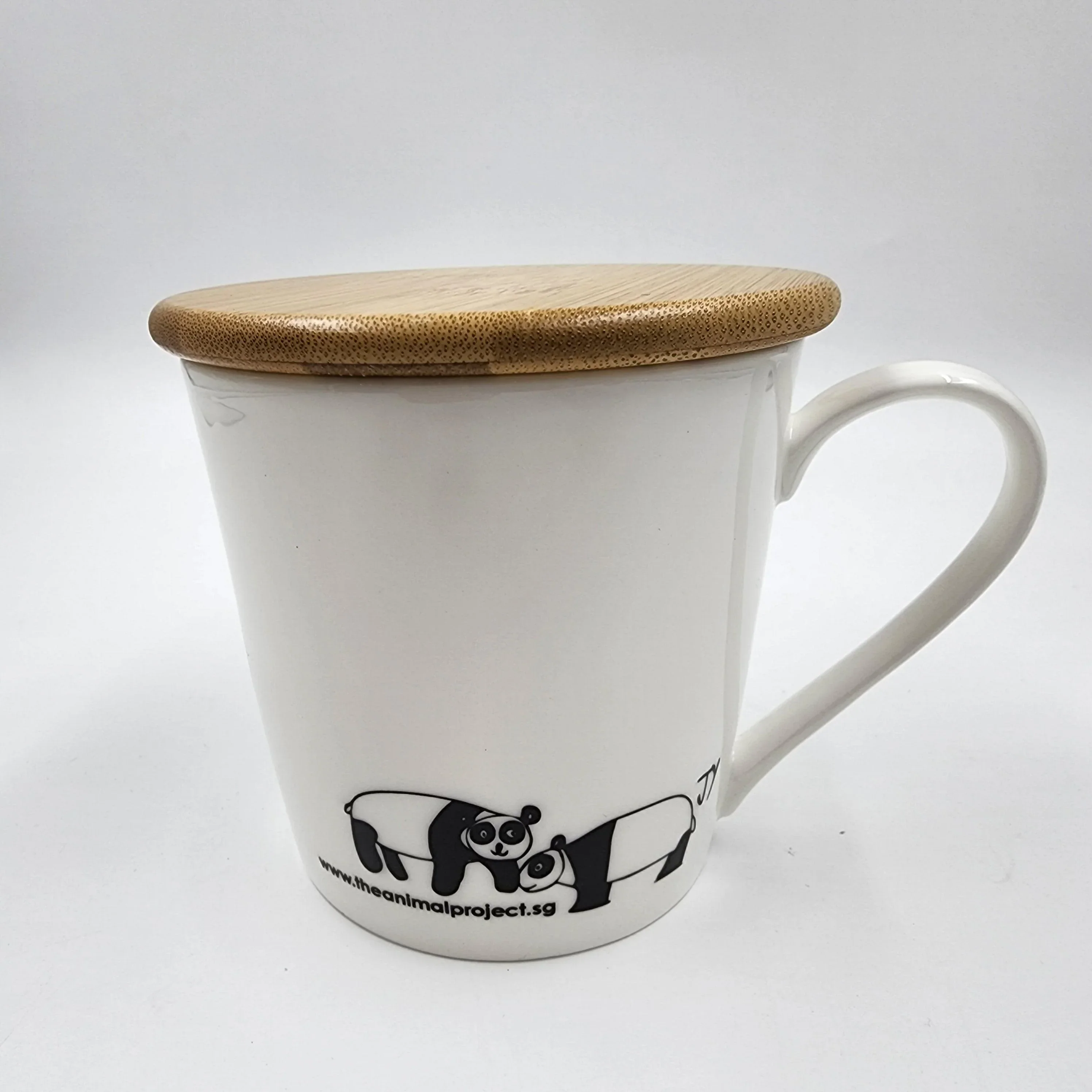 THE ANIMAL PROJECT | Wide Tapered Mug With Bamboo Lid - Image 10