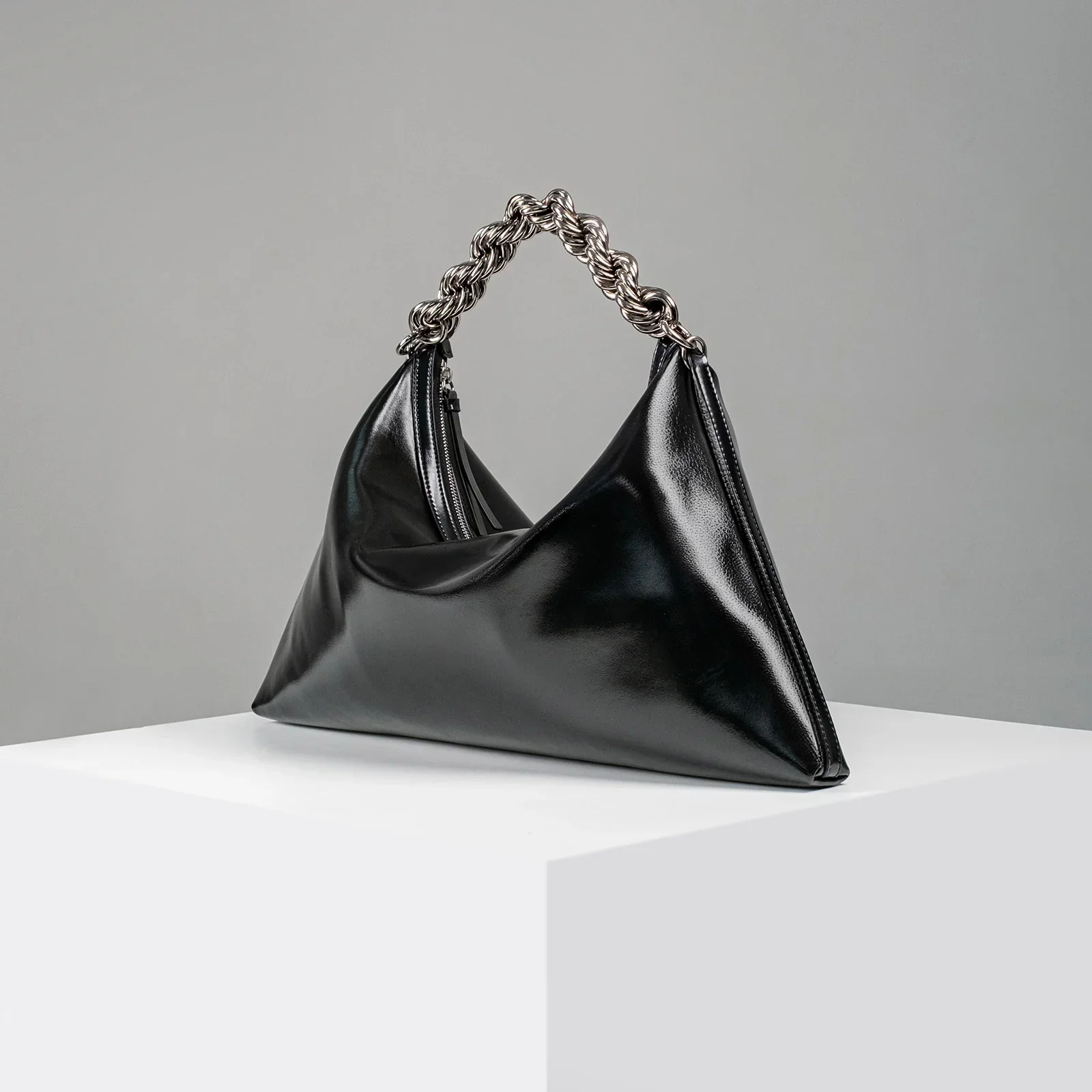 WU HAUS | Helix Leather Shoulder Bag - Image 14