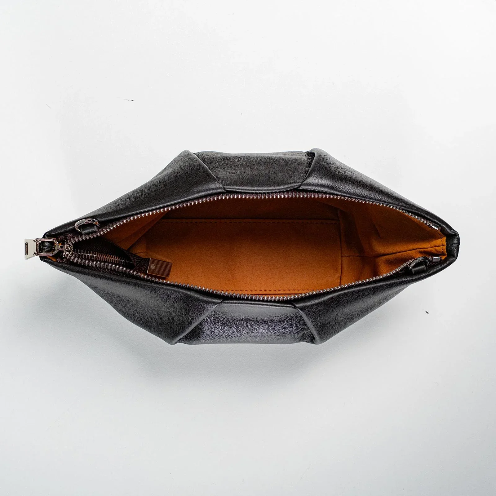 WU HAUS | Mori Leather Clutch - Image 11