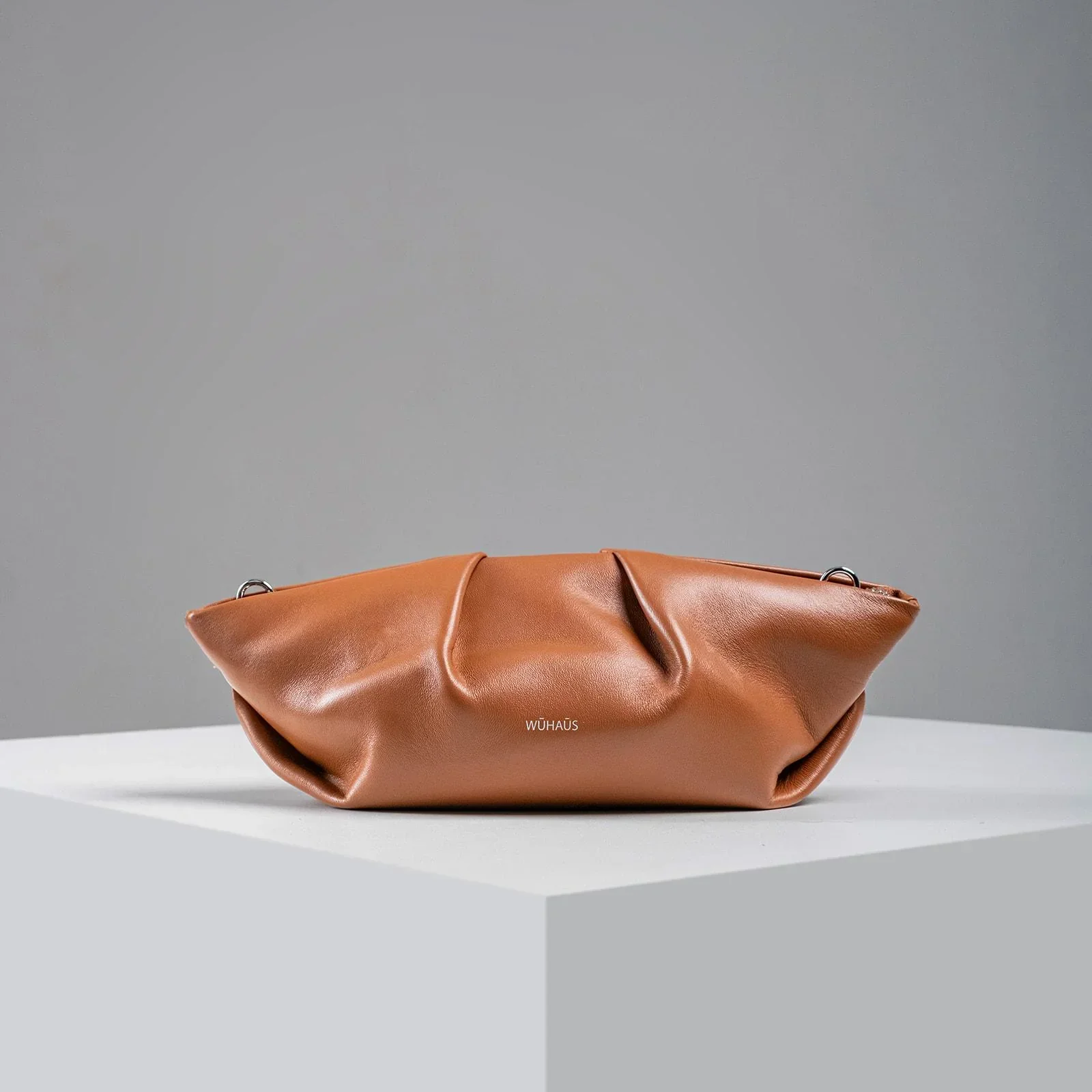 WU HAUS | Mori Leather Clutch - Image 5
